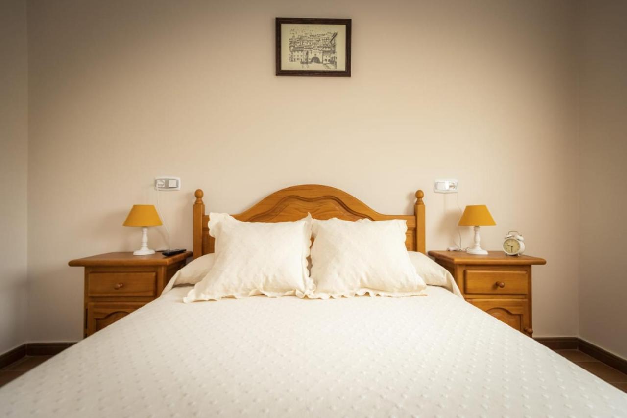 Apartamentos Pumarin Santa Marina  エクステリア 写真