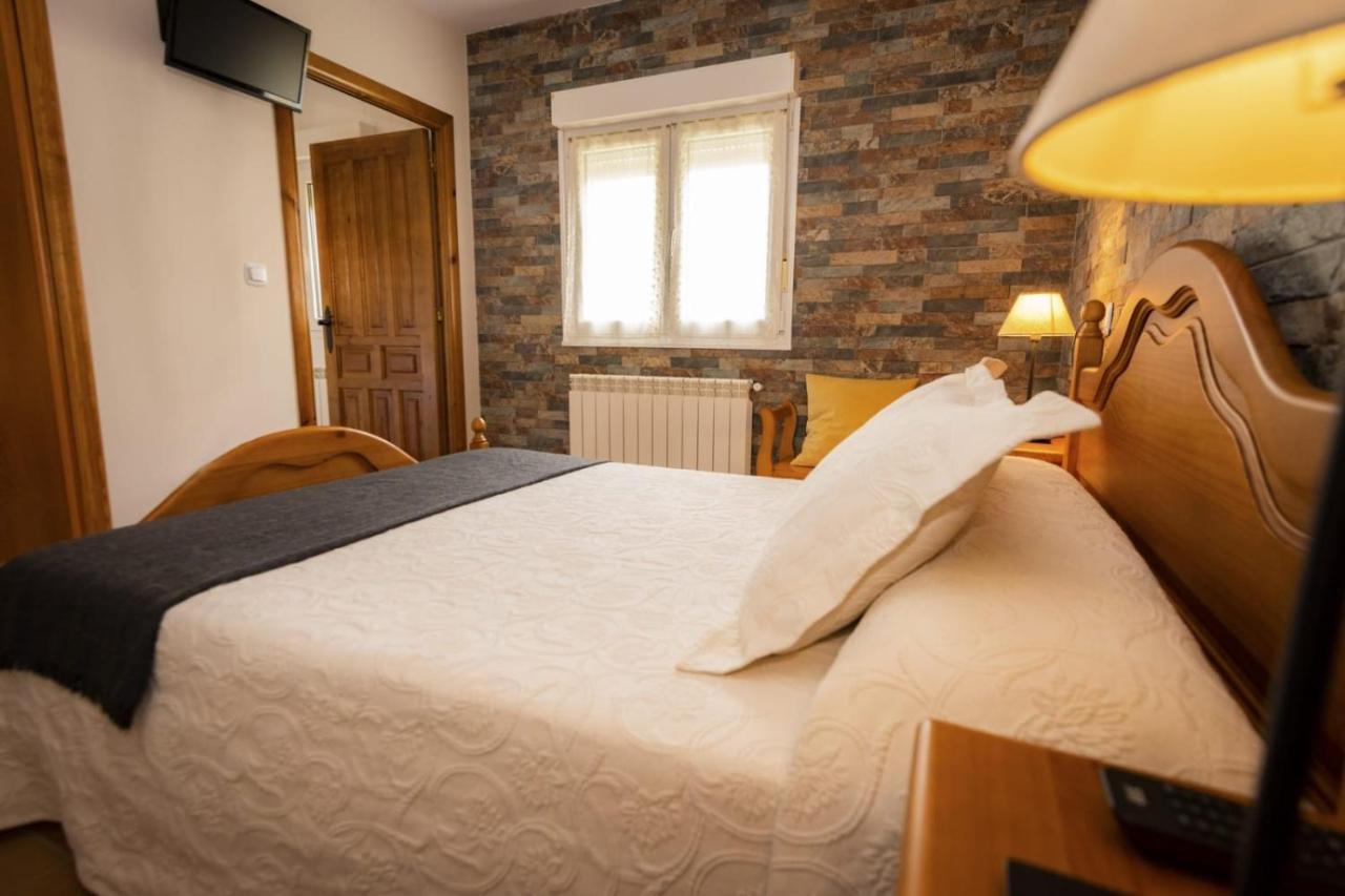 Apartamentos Pumarin Santa Marina  エクステリア 写真