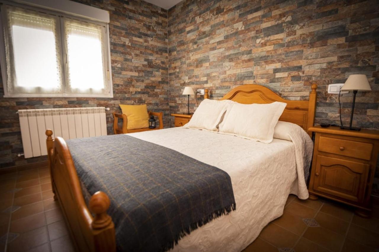 Apartamentos Pumarin Santa Marina  エクステリア 写真
